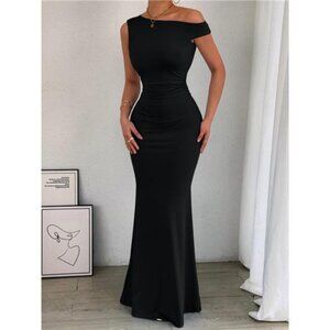 One-Shoulder Ruched Bodycon Maxi Dress